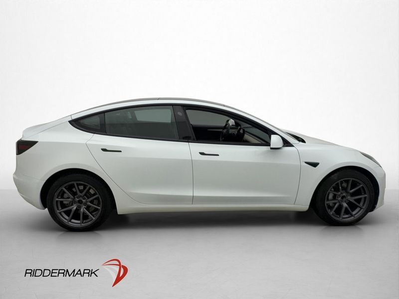 Tesla Model 3 bild 10