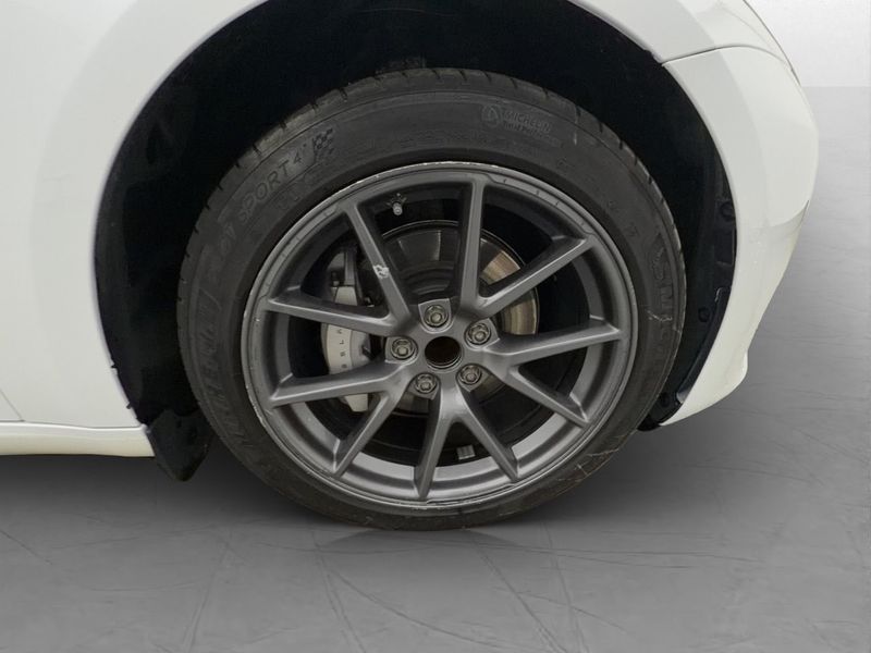 Tesla Model 3 bild 11