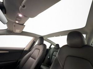 Tesla Model 3 bild 14