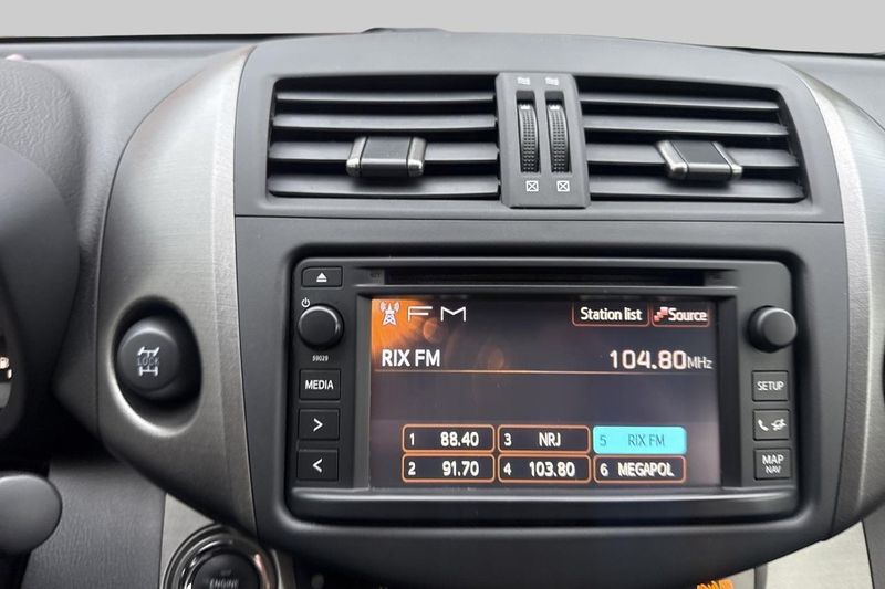 Toyota RAV4 bild 26