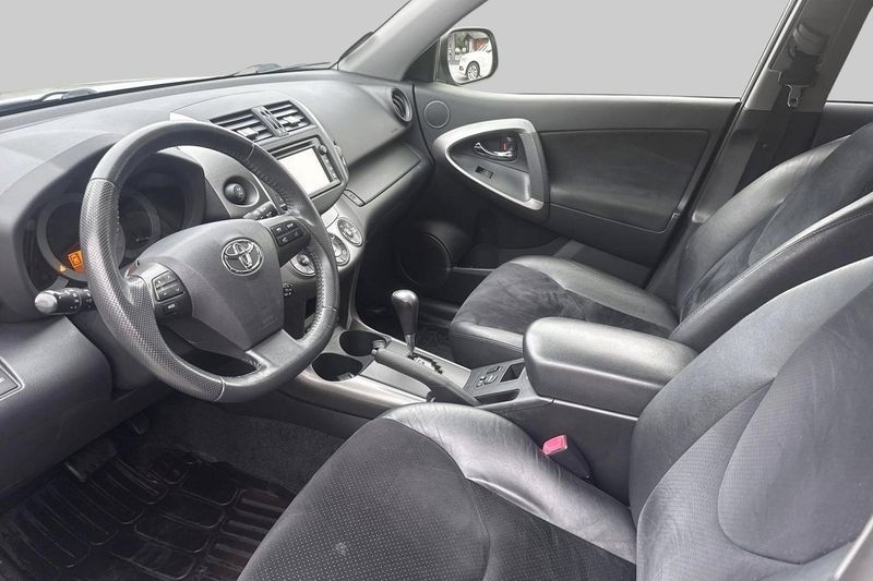 Toyota RAV4 bild 3