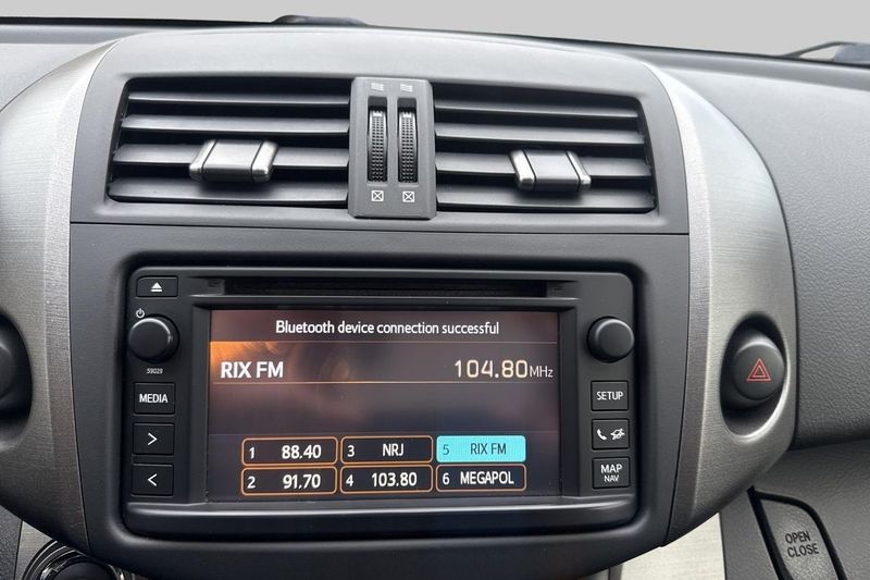 Toyota RAV4 bild 19