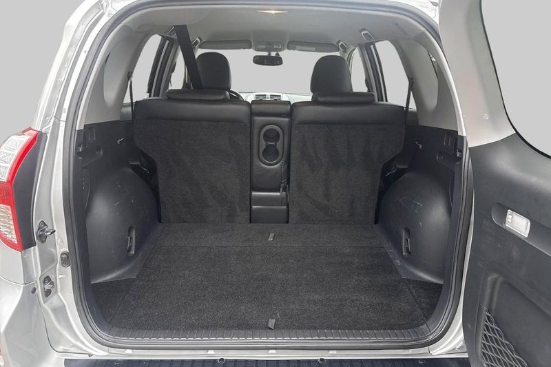 Toyota RAV4 bild 5