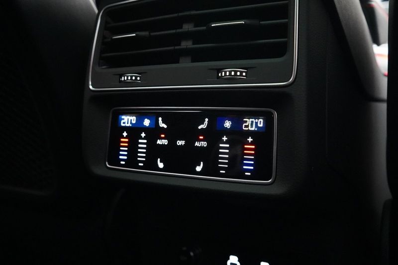 Audi SQ8 bild 21