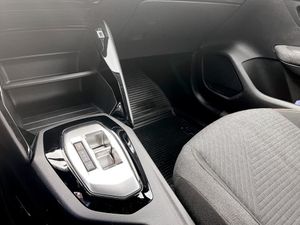 Peugeot 208 bild 10