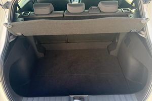 Lexus LBX bild 10