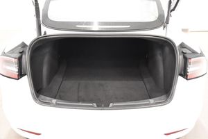 Tesla Model 3 bild 29