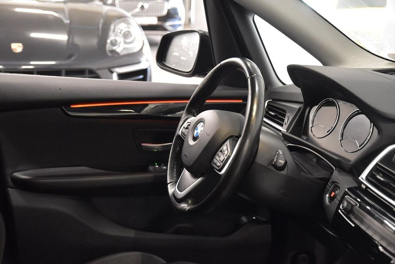 BMW 225 bild 8