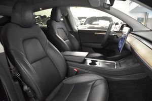 Tesla Model Y bild 12