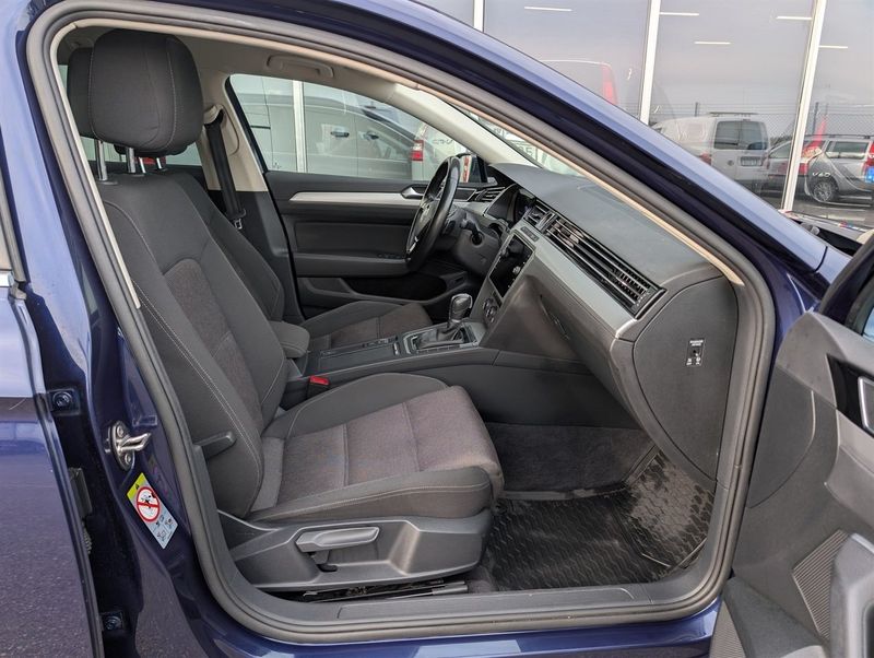 Volkswagen Passat bild 14