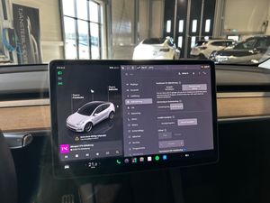 Tesla Model Y bild 11