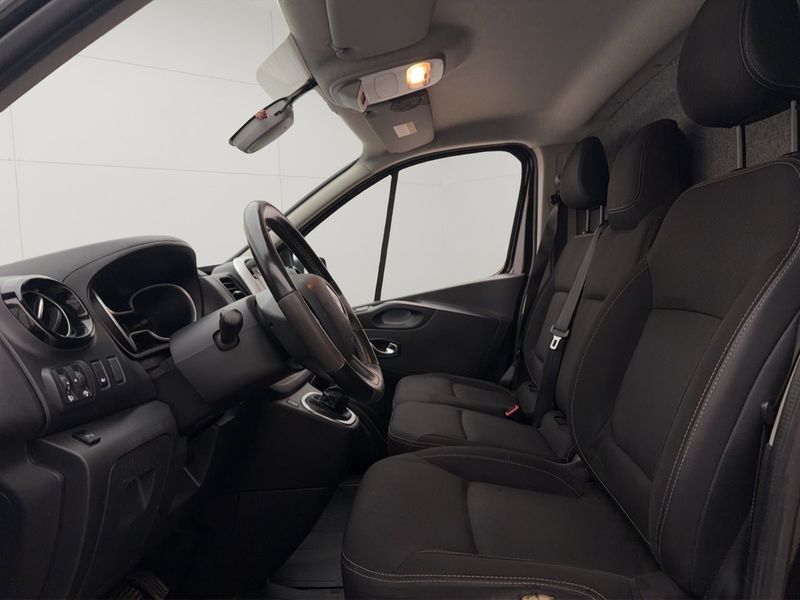 Renault Trafic bild 18