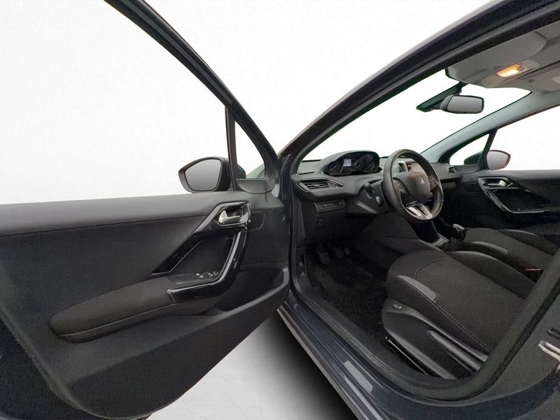 Peugeot 208 bild 8