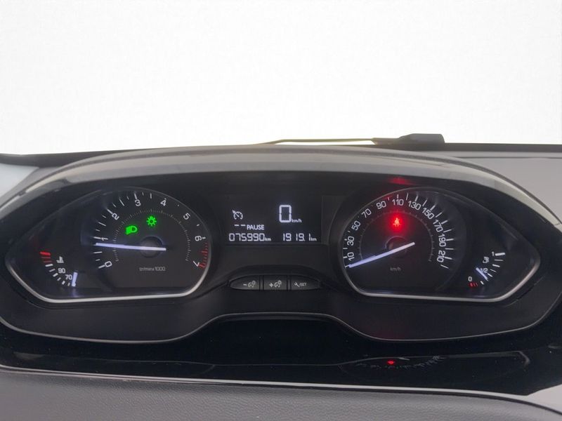 Peugeot 208 bild 15