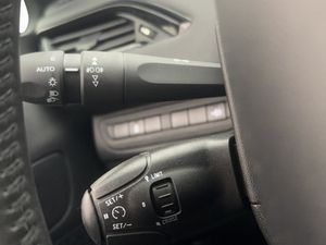 Peugeot 208 bild 18