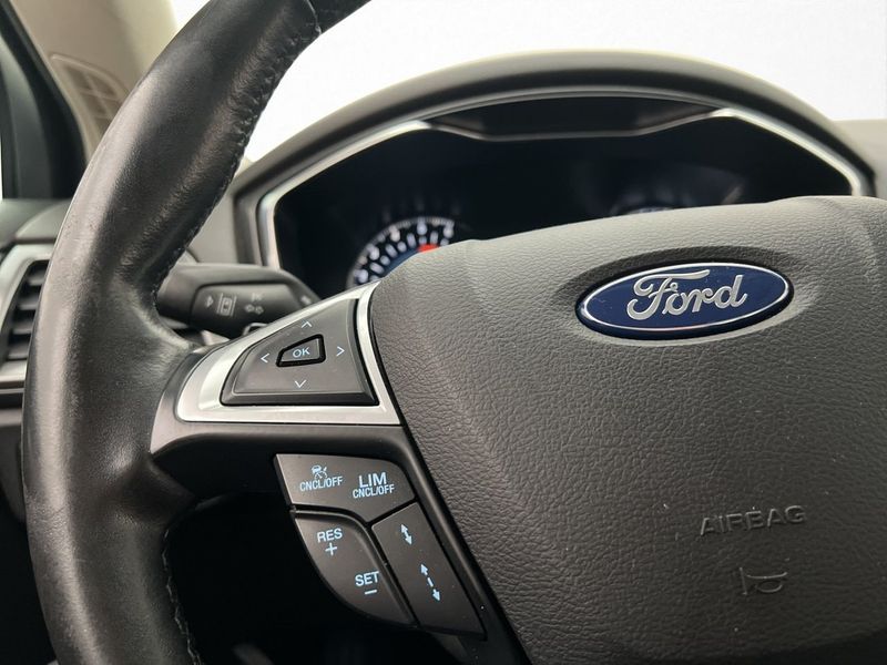 Ford Mondeo bild 17
