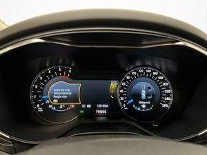 Ford Mondeo bild 16