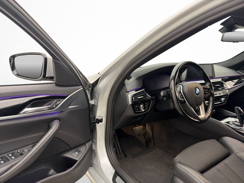 BMW 520 bild 8