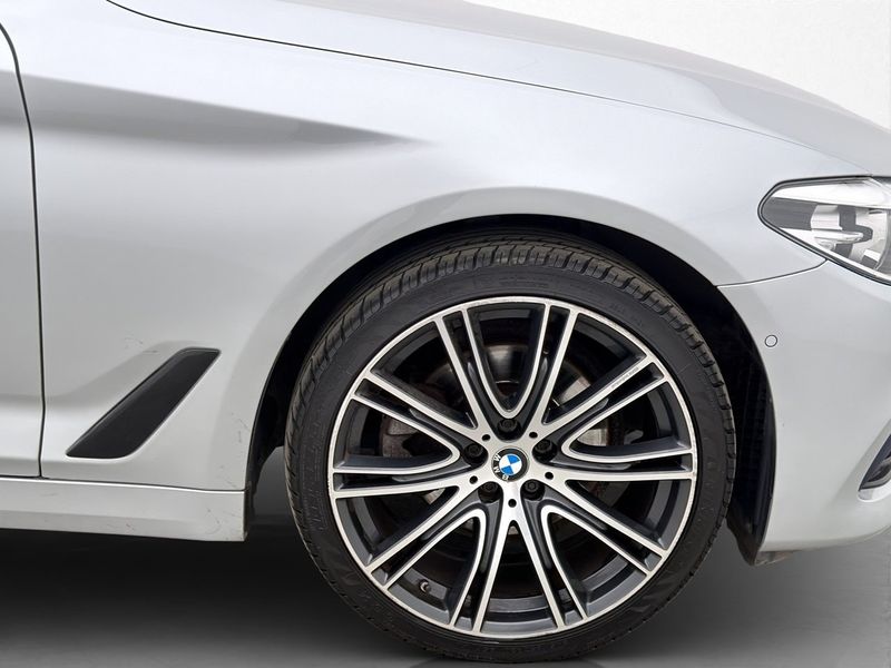 BMW 520 bild 32