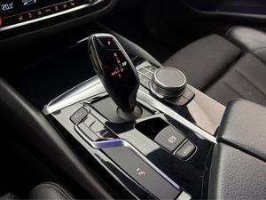 BMW 520 bild 25