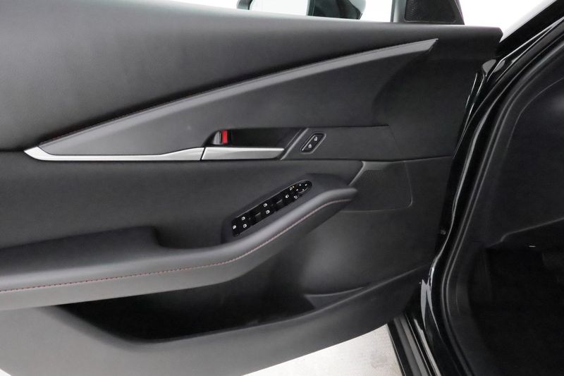 Mazda CX-30 bild 18
