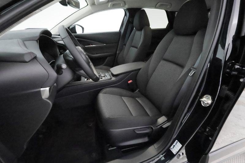 Mazda CX-30 bild 12