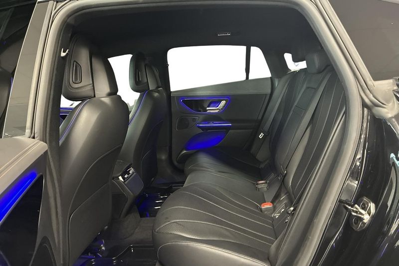 Mercedes EQE350 bild 9