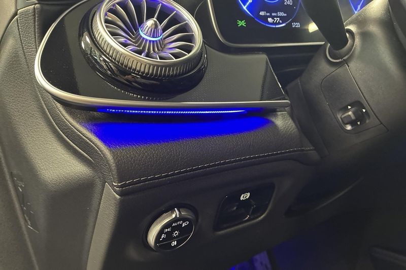 Mercedes EQE350 bild 13