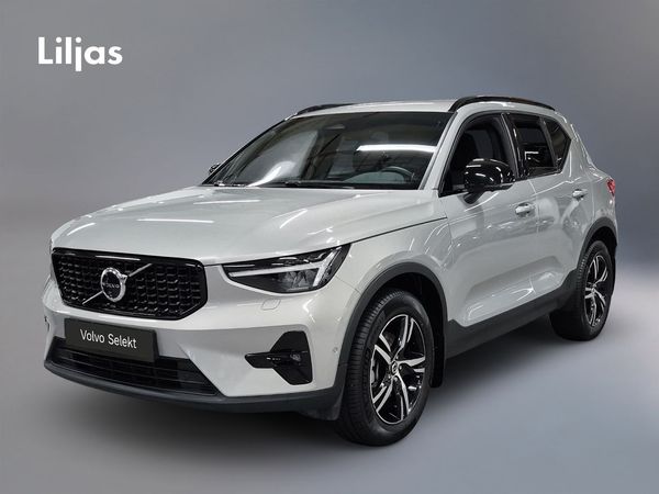 Volvo XC40 B3 FWD Bensin Plus Dark//360-kamera//Drag// - 2025