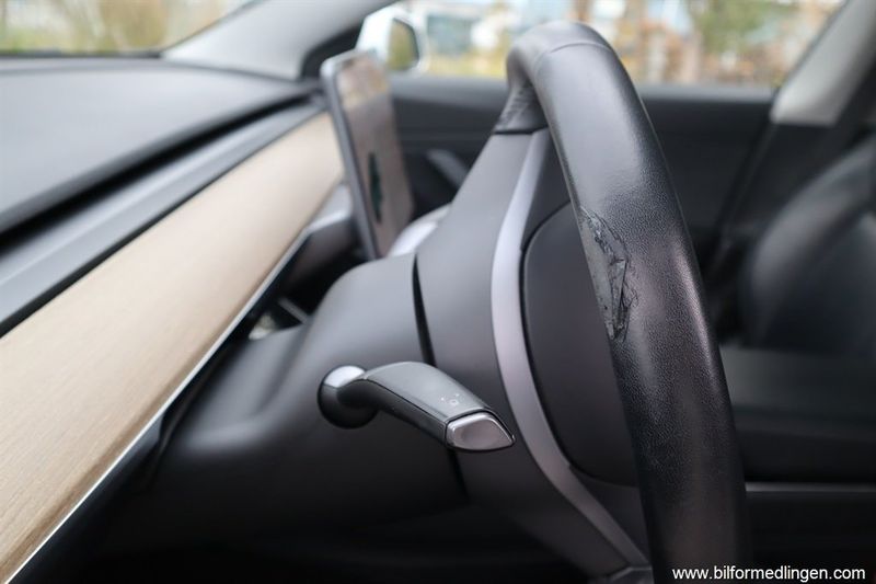 Tesla Model 3 bild 15