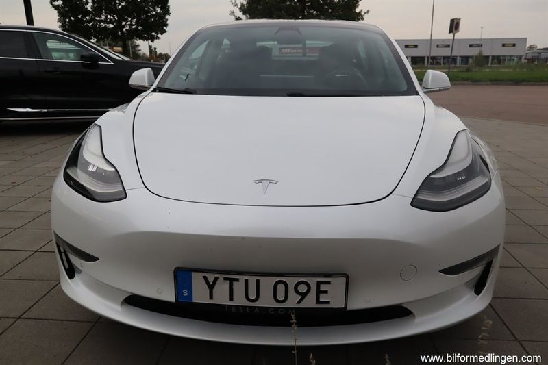Tesla Model 3 bild 3