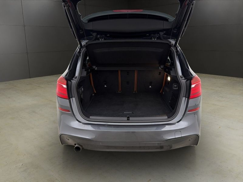 BMW 225 bild 30
