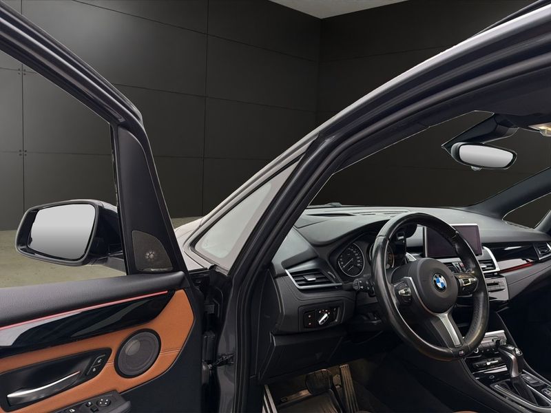 BMW 225 bild 10