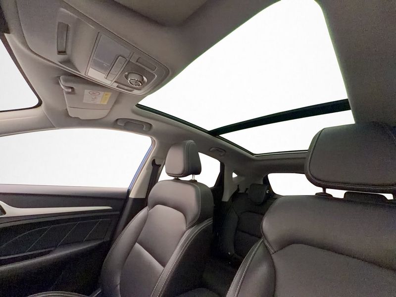 MG ZS EV bild 14