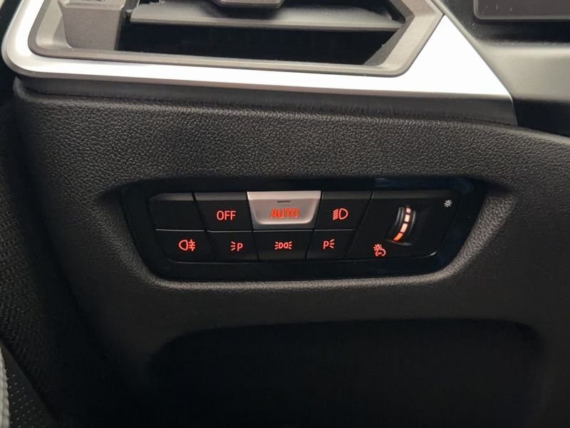 BMW i4 bild 15