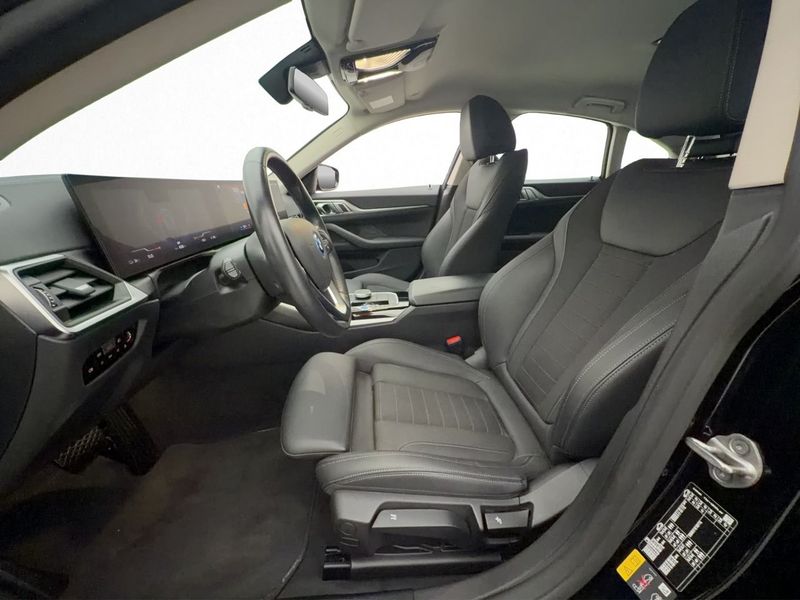 BMW i4 bild 12