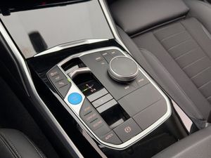 BMW i4 bild 26