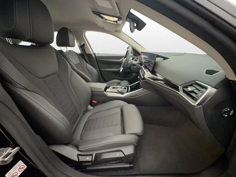 BMW i4 bild 29