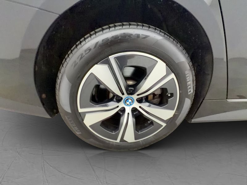 BMW i4 bild 36