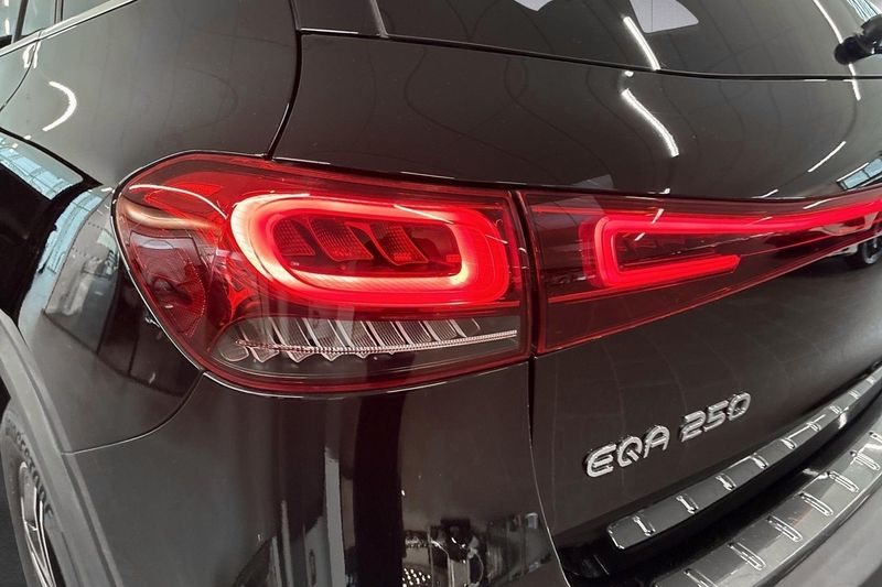 Mercedes EQA250 bild 25