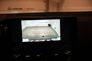 Lexus NX bild 18