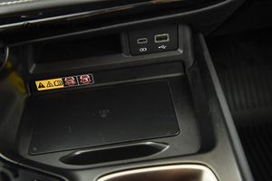 Lexus NX bild 17