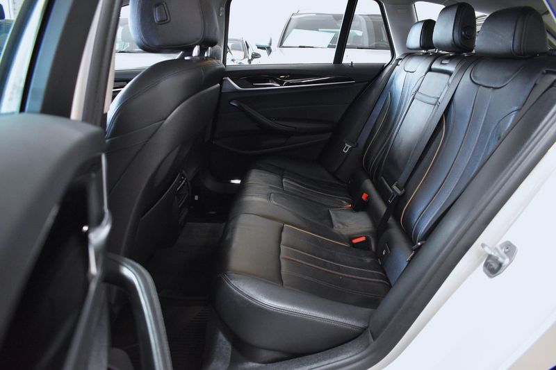 BMW 520 bild 10