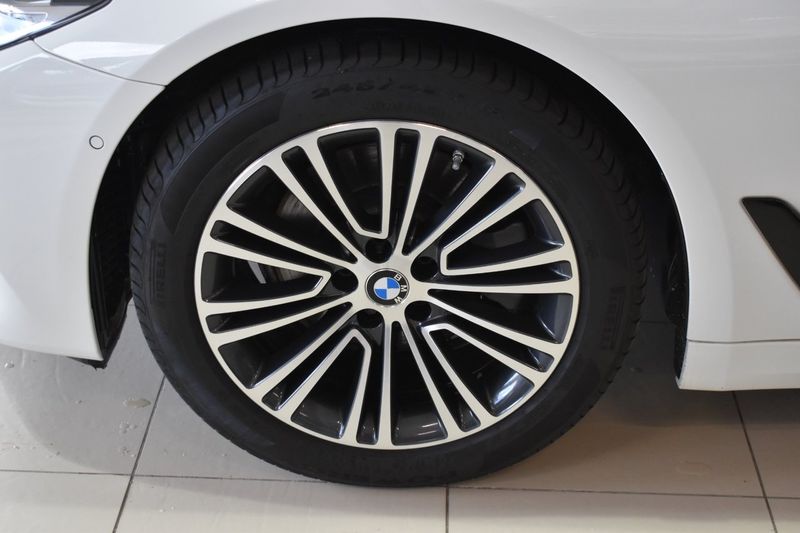 BMW 520 bild 28