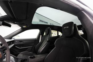 Porsche Taycan bild 8