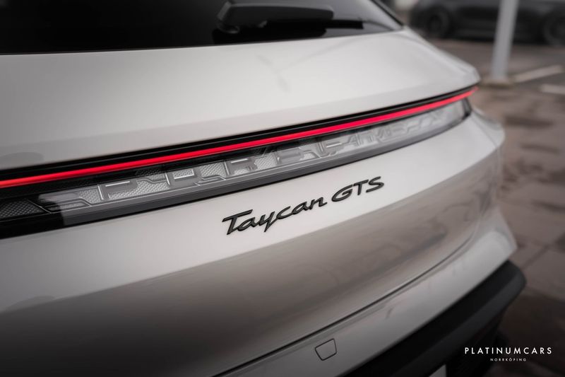 Porsche Taycan bild 24