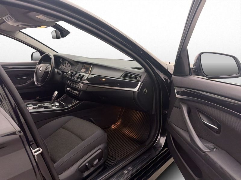 BMW 520 bild 22