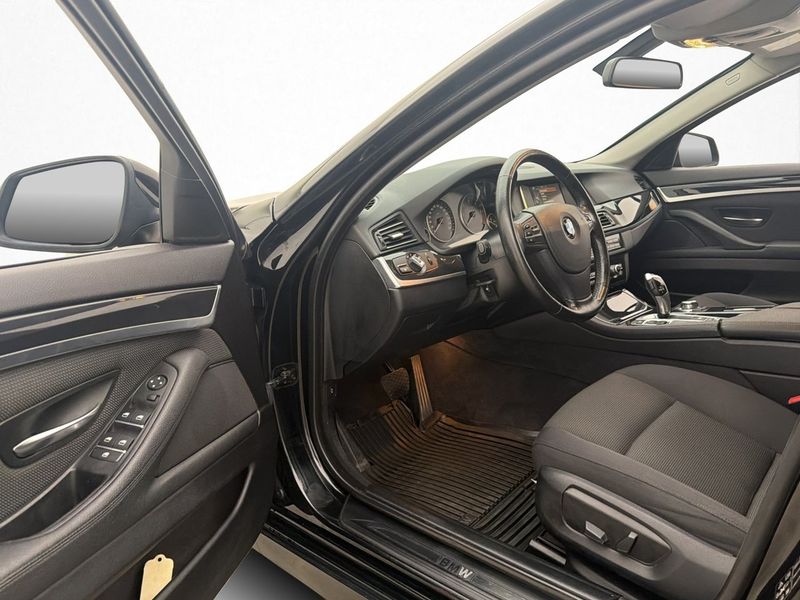 BMW 520 bild 10