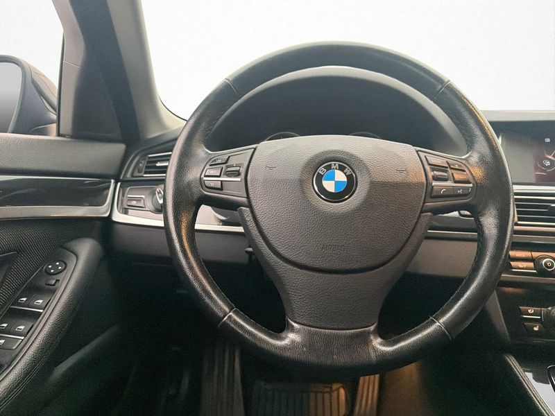 BMW 520 bild 13