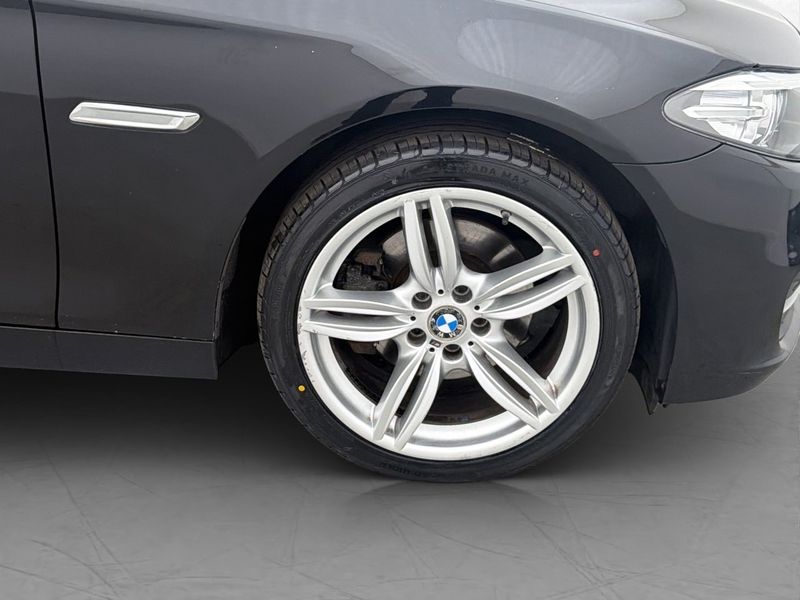 BMW 520 bild 28